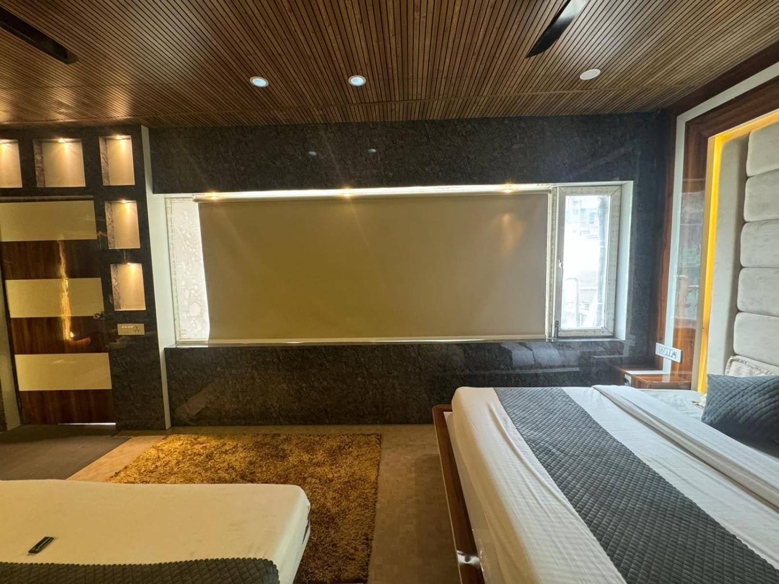 Hotel Dev Ganga Rishīkesh Zewnętrze zdjęcie