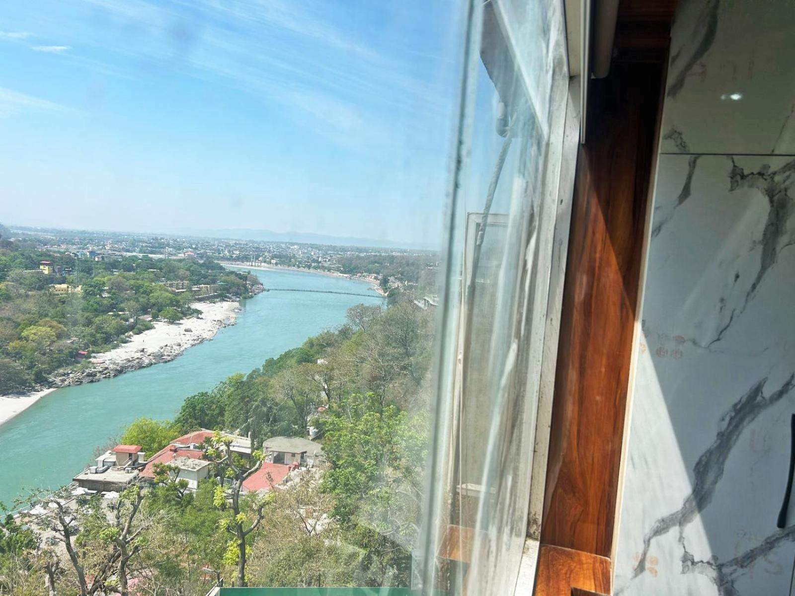 Hotel Dev Ganga Rishīkesh Zewnętrze zdjęcie